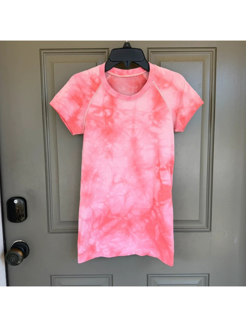 Lululemon Swiftly Tech Short Sleeve 2.0 Pink Marble Tie Dye Running Tee Size 4